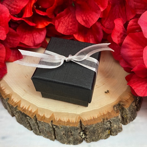 Rotating Blue World Globe Cufflinks - Picture 16 of 16